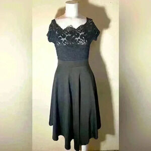 👗 Little Black lace/ALine Dress (EUC)